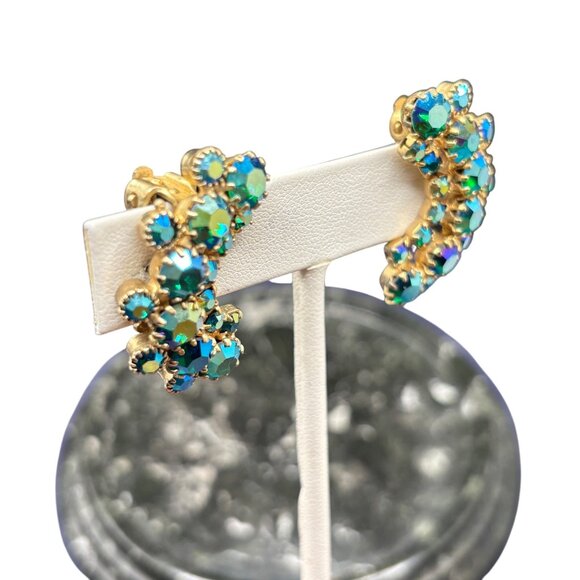Vintage Weiss Aurora Borealis Blue & Green Rhinestone Cluster Clip-On Earrings - Picture 9 of 14
